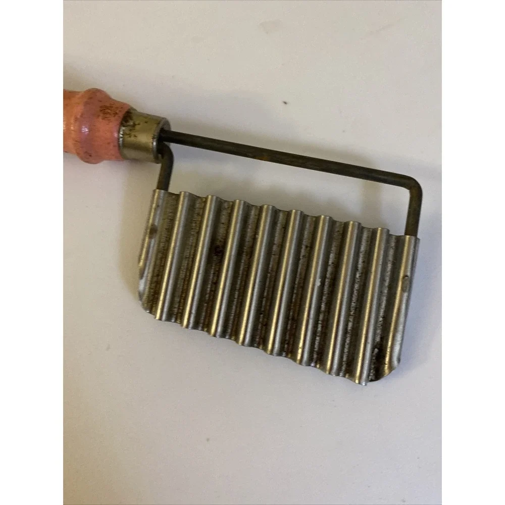 Unbranded Crinkle Cutter Slicer Unisex OS  Vintage Wavy Blade‎ Wood Handle